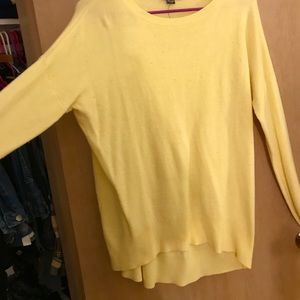Soft yellow GAP sweater